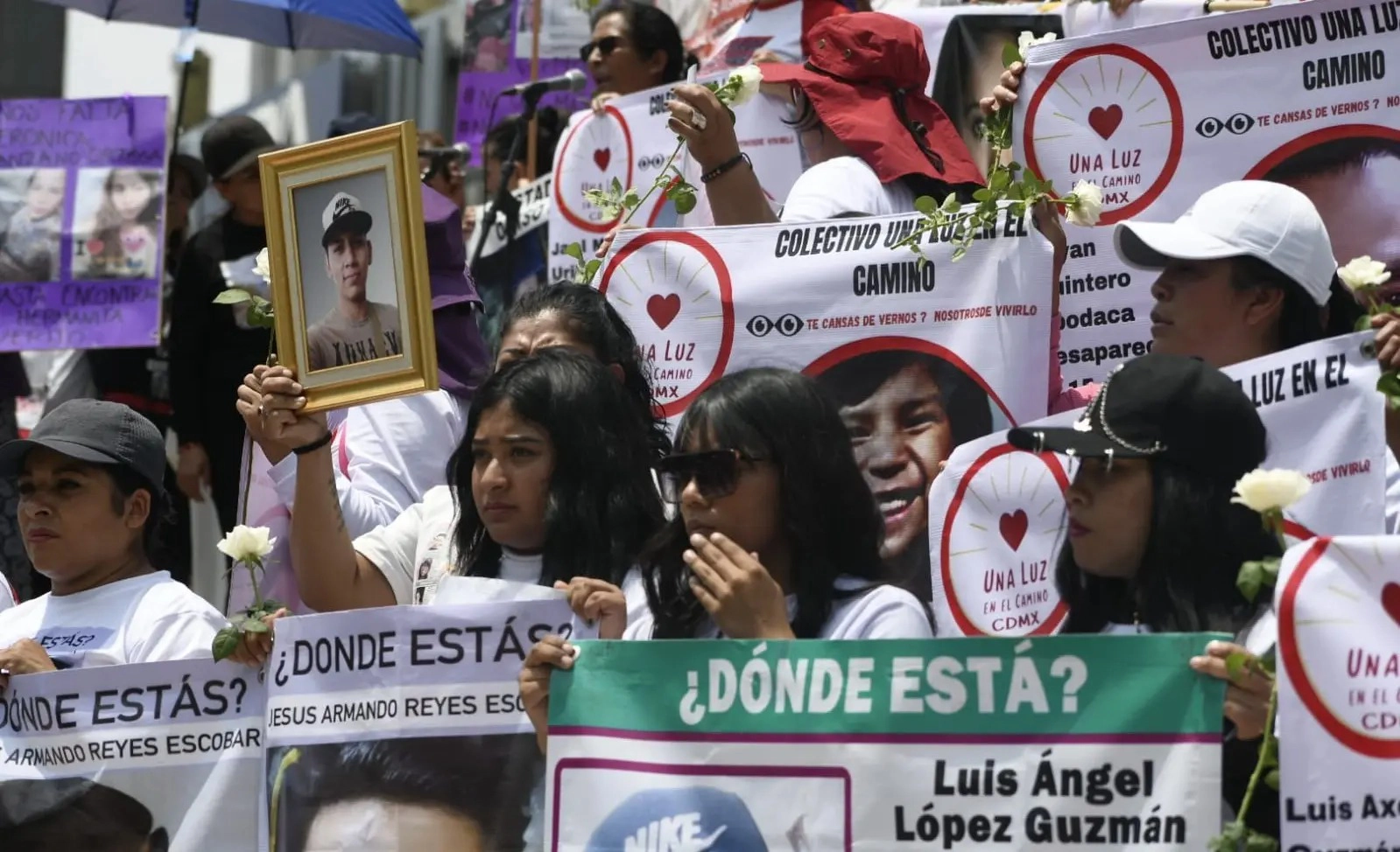 “Los buscamos porque los amamos”: colectivos de madres de desaparecidos marchan en CDMX este 10 de mayo