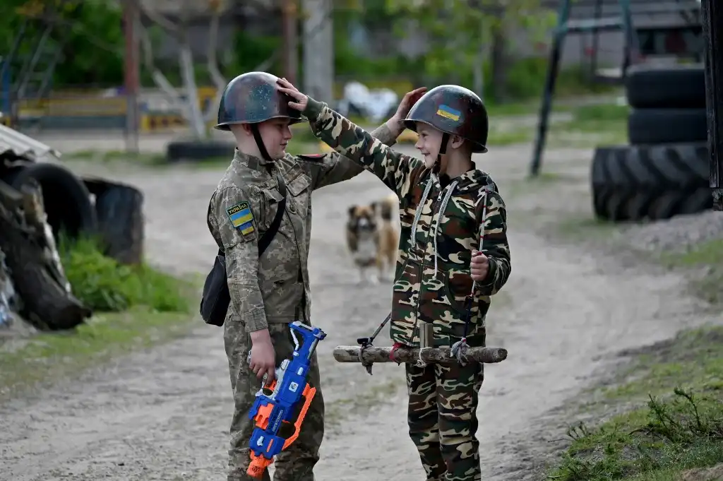 niños ucranianos guerra