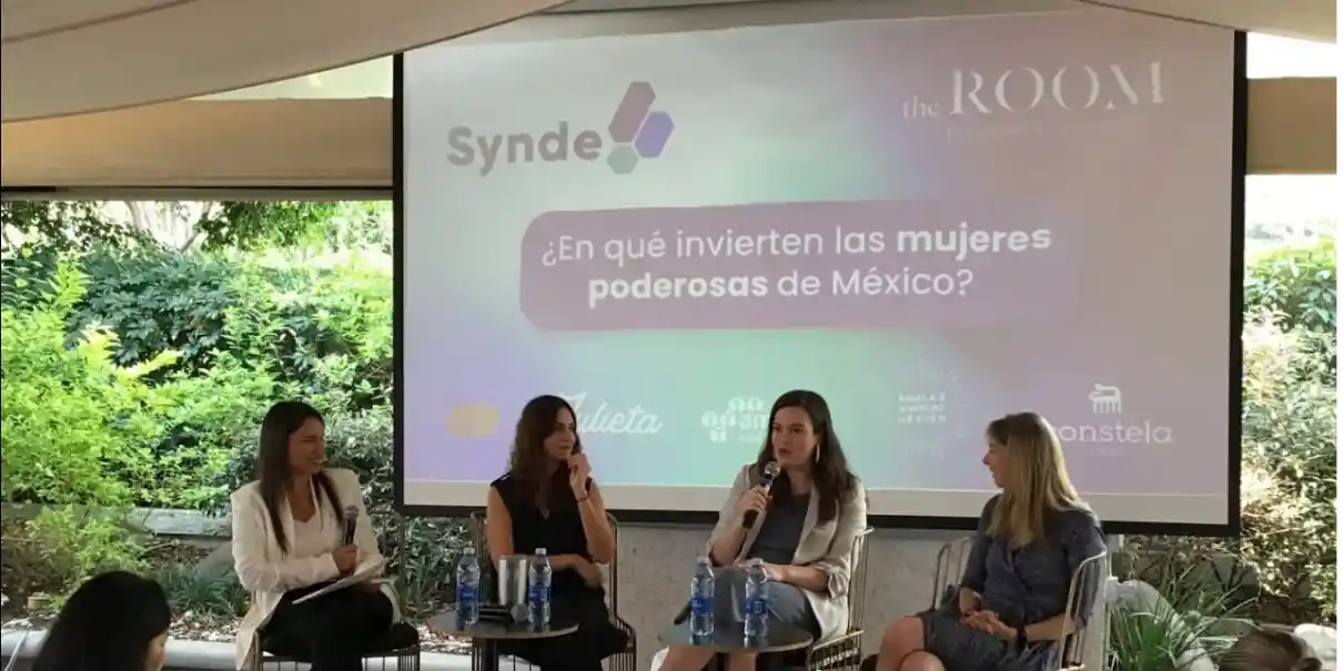 Celebra Synde su primer aniversario