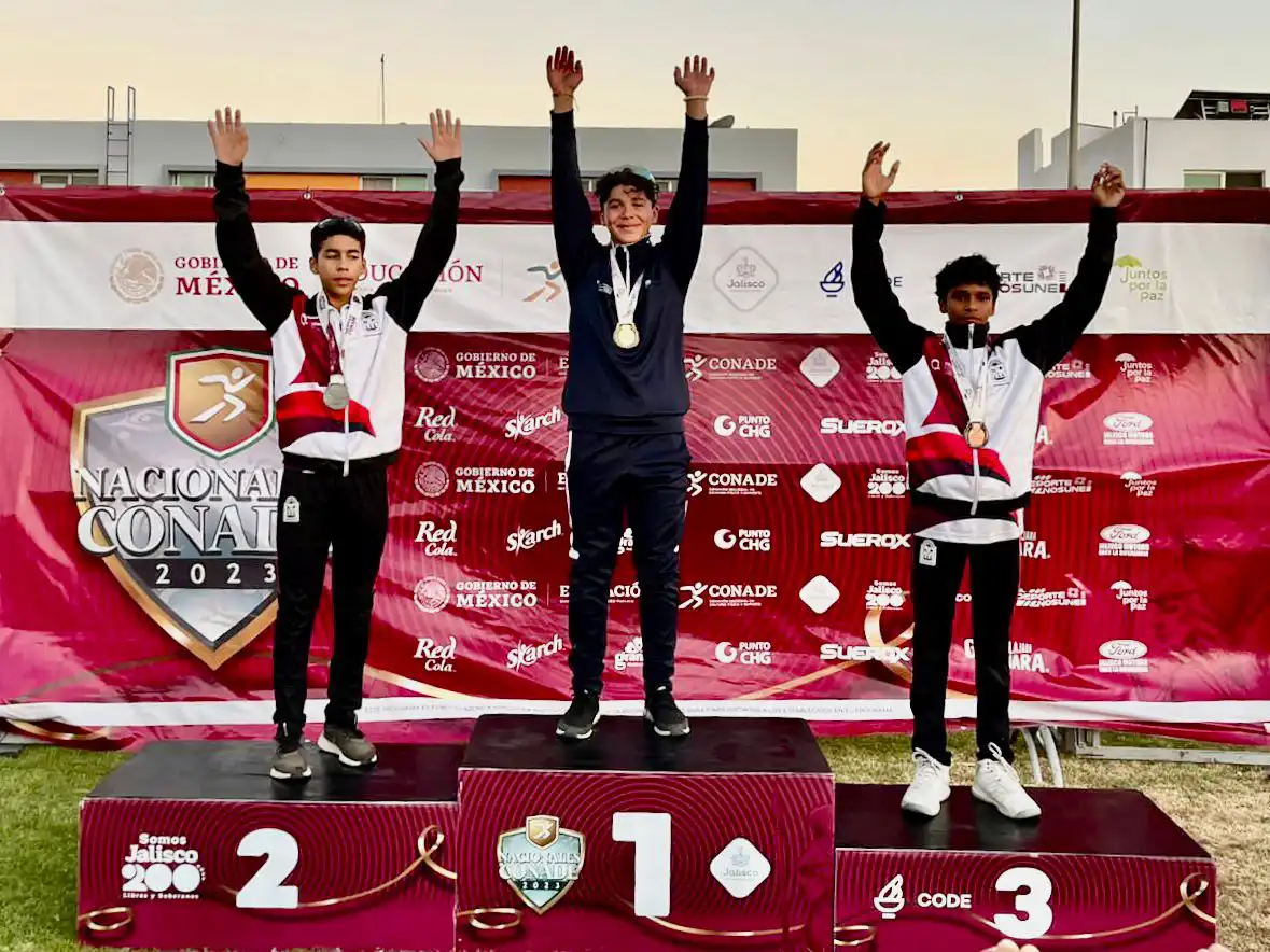Joven patinador de Aguascalientes rompe récord con 4 medallas de oro en los nacionales CONADE 2023
