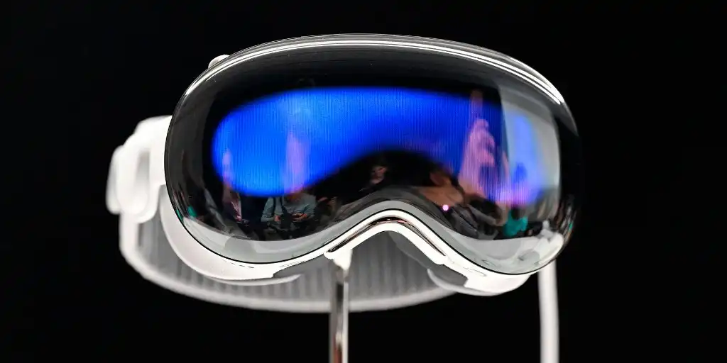 Así es el primer casco con el que Apple entra al metaverso