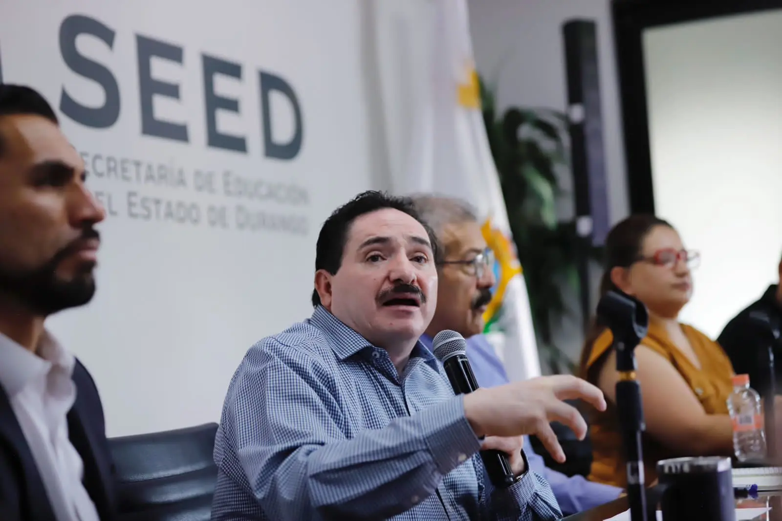 Comenzaron a caer los aviadores de la SEED; detectan diversas irregularidades