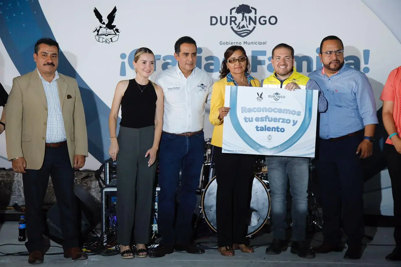 Festejan el Día del Empleado Municipal 