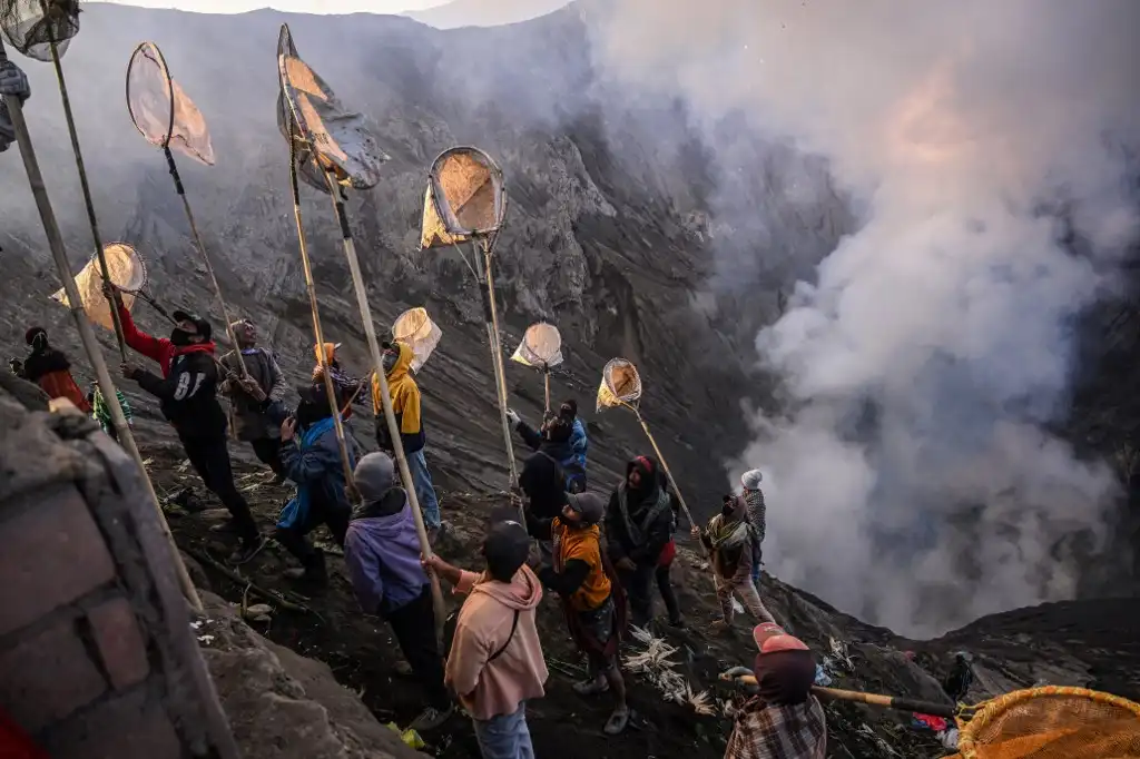 Volcán activo Indonesia