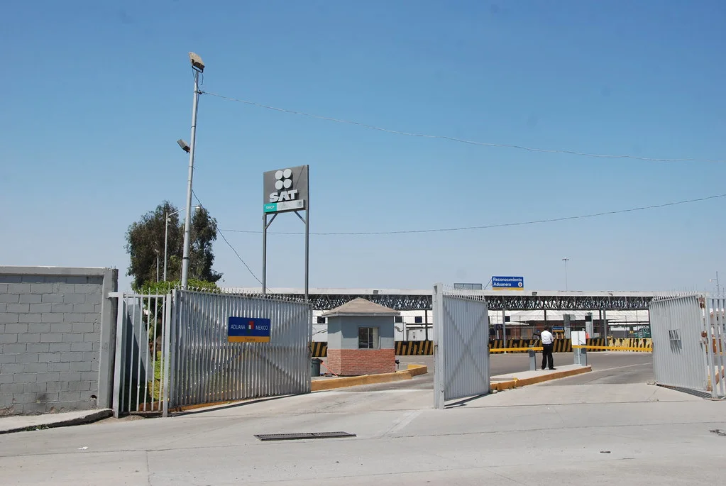 Falla de internet en garita comercial de Otay causa caos vehicular