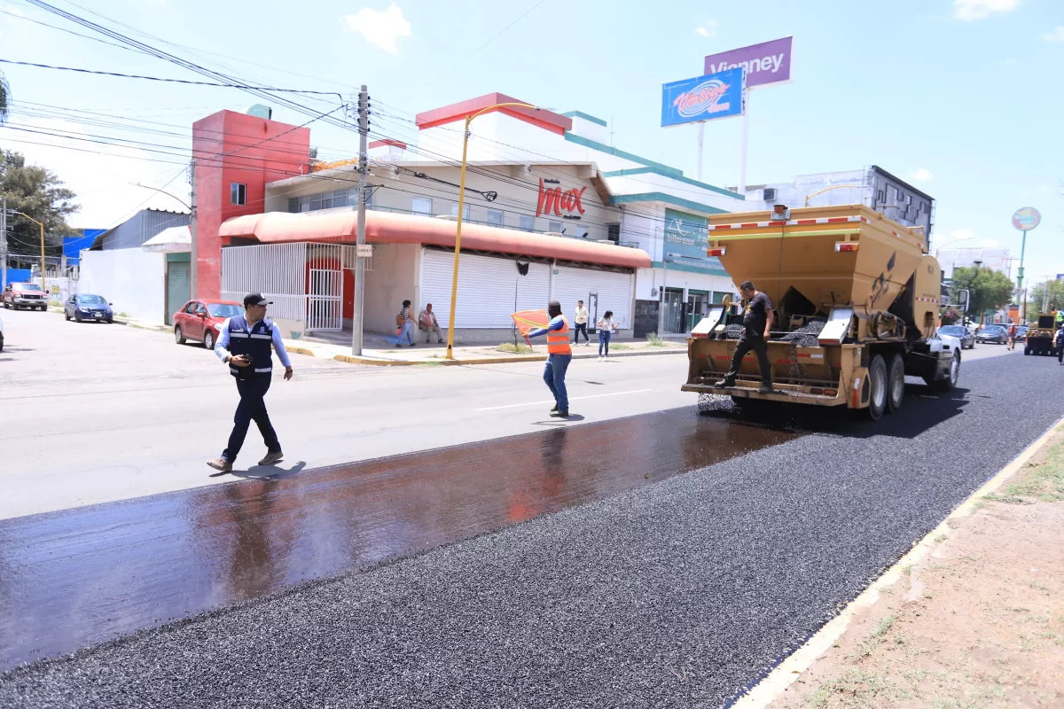 Municipio de Aguascalientes da mantenimiento preventivo al Primer Anillo