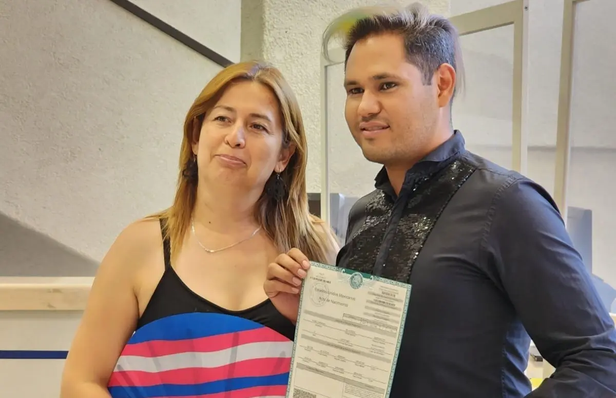 Aguascalientes expide la primera acta de nacimiento no binaria