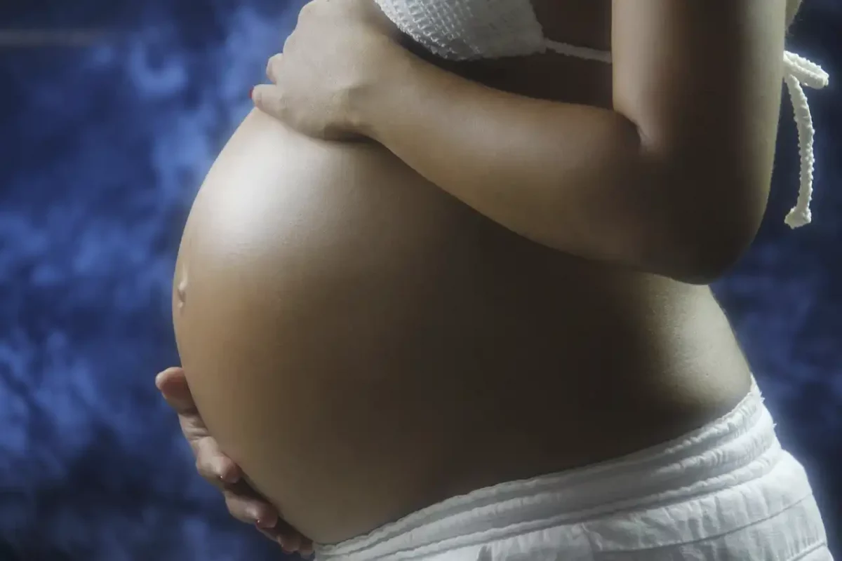 América: embarazadas afrodescendientes mueren sobre todo por racismo