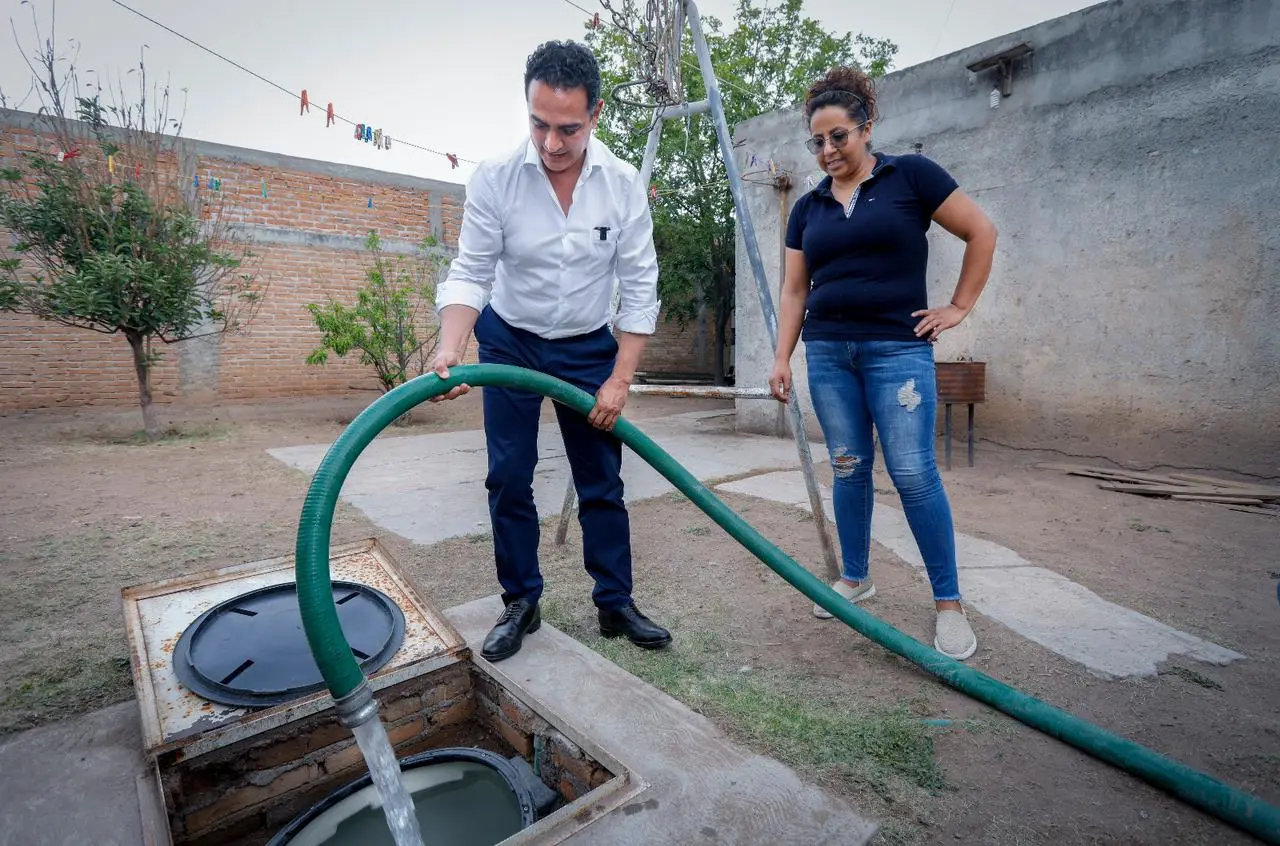 Operativo &#8220;Pipa Pasa por mi Casa&#8221; lleva agua a zonas y poblados de la ciudad 