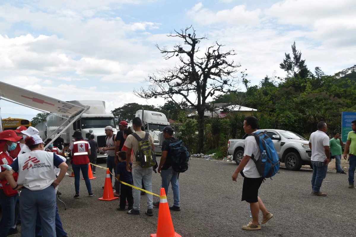 Migrantes de Afganistán, Senegal y Mauritania cruzan por Honduras: MSF