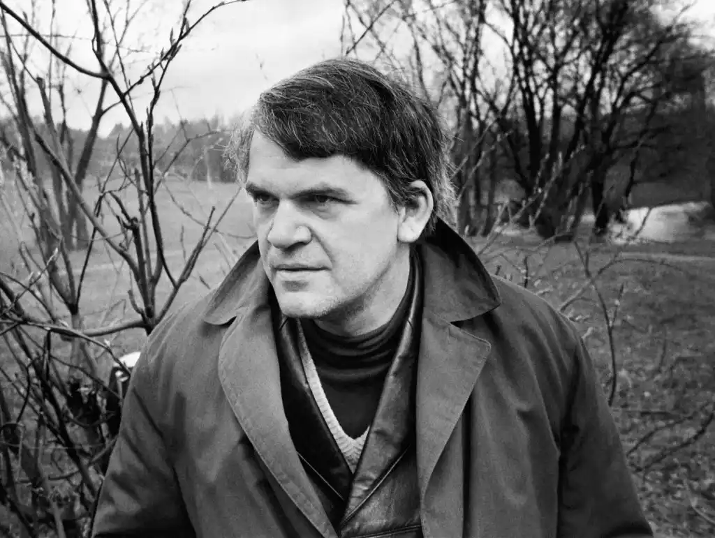 El escritor checo Milan Kundera fallece a los 94 años
