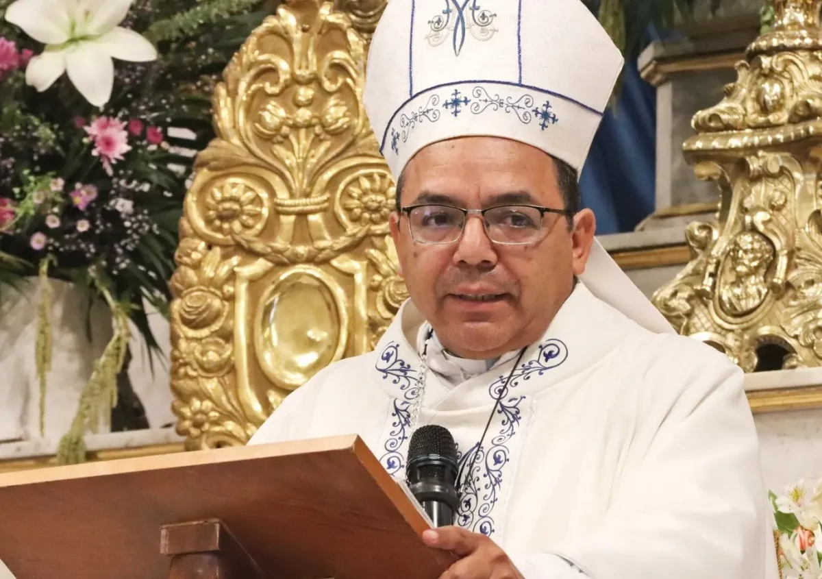 Obispado de Aguascalientes llama a marchar contra libros de texto