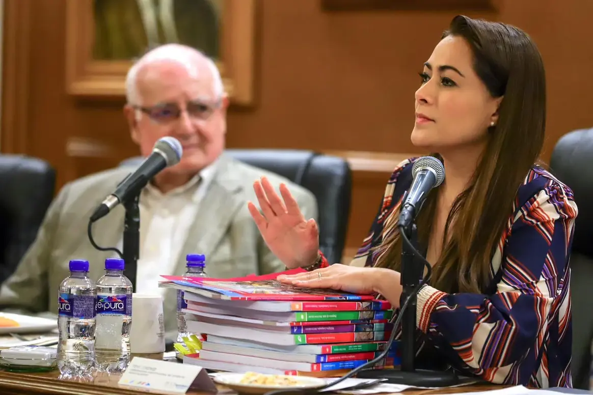 Tomaremos la mejor decisión por la educación: Tere Jiménez