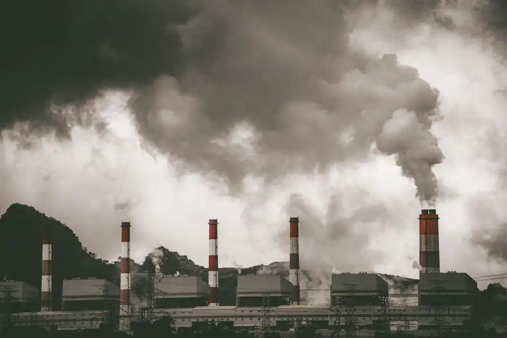 Expertos diseñan sistema para capturar y reciclar el CO2 de las industrias