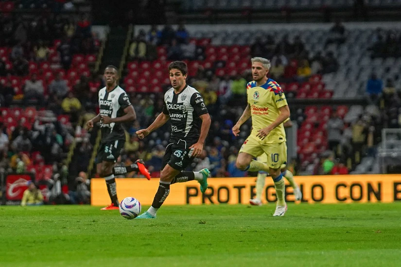 América propina nueva derrota al Necaxa