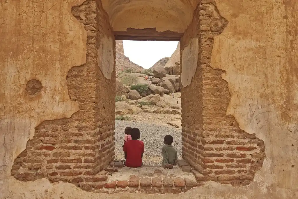 Muerte por hambre, la realidad de los niños de Sudán en medio de la guerra