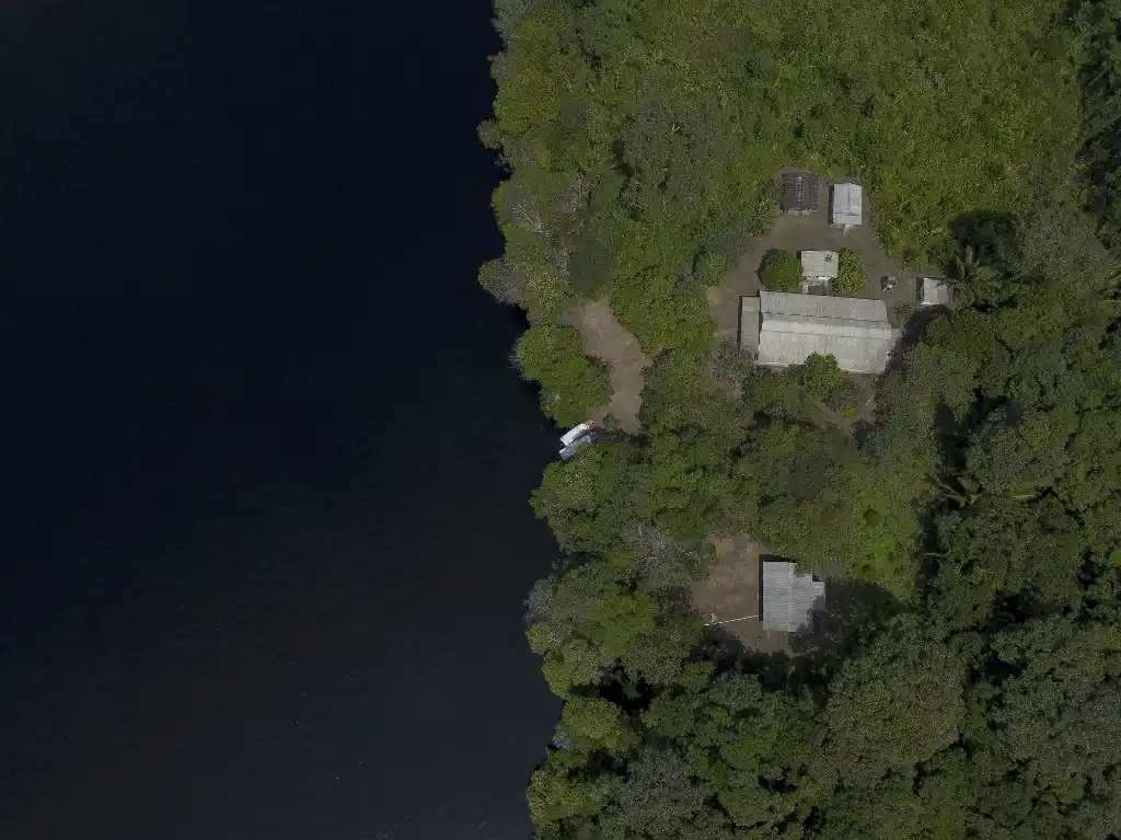 Indígenas Amazonia Internet