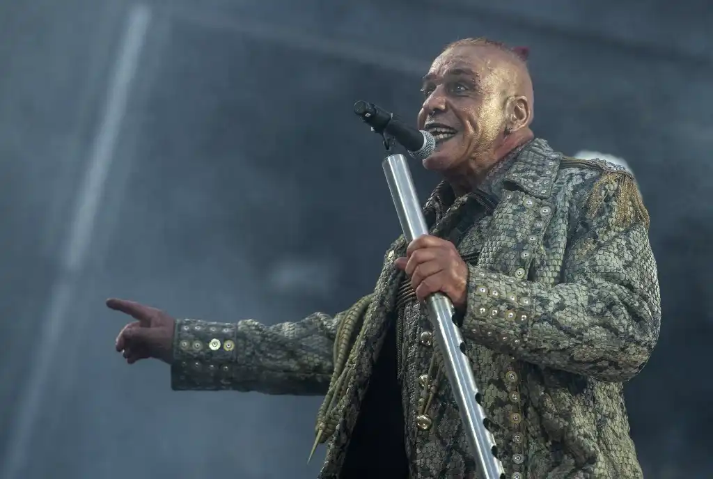 Rammstein agresión sexual