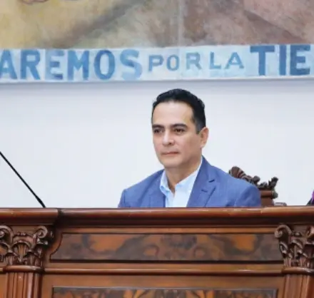 “Tengo las manos limpias”: revira Ochoa a ex alcalde