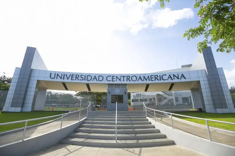 Tribunal de Nicaragua incauta fondos y bienes de universidad; la acusa de &#8216;terrorismo&#8217;