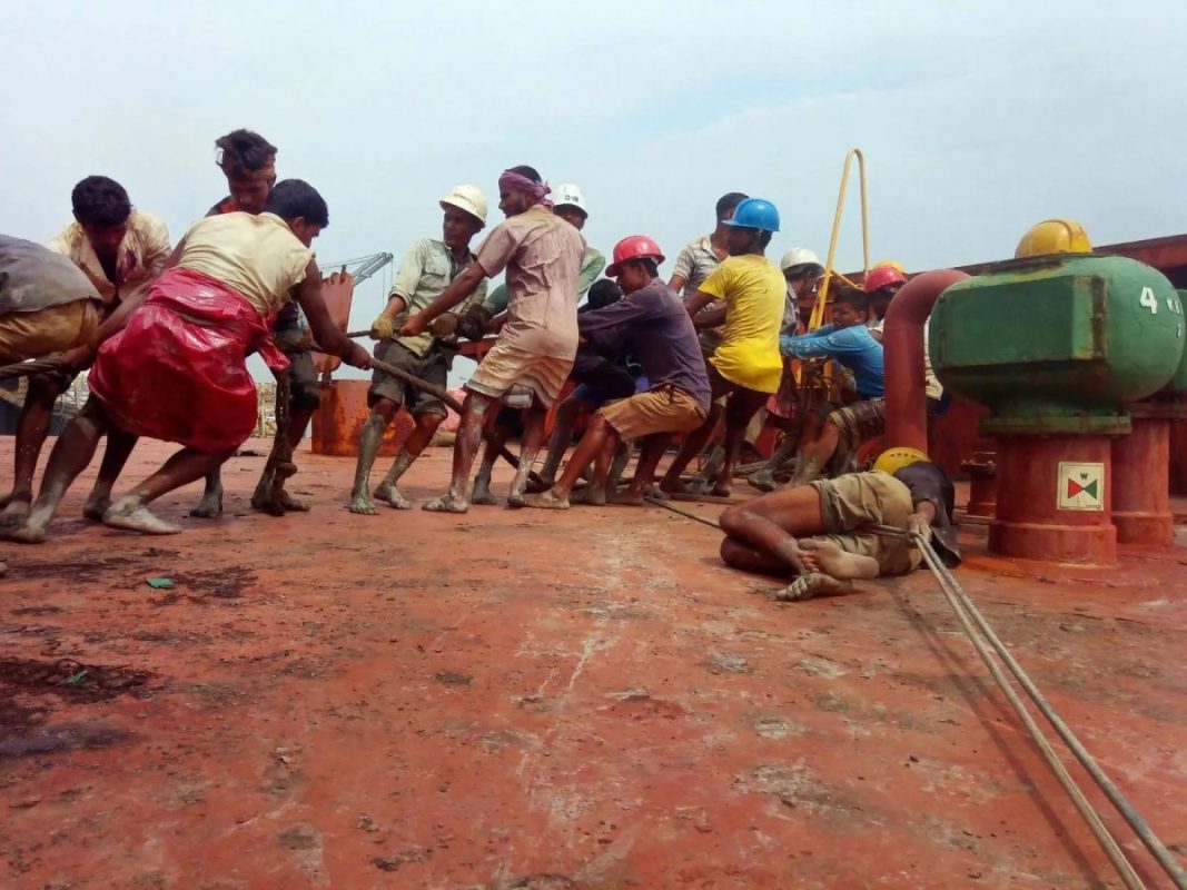 Desguace barcos Bangladés