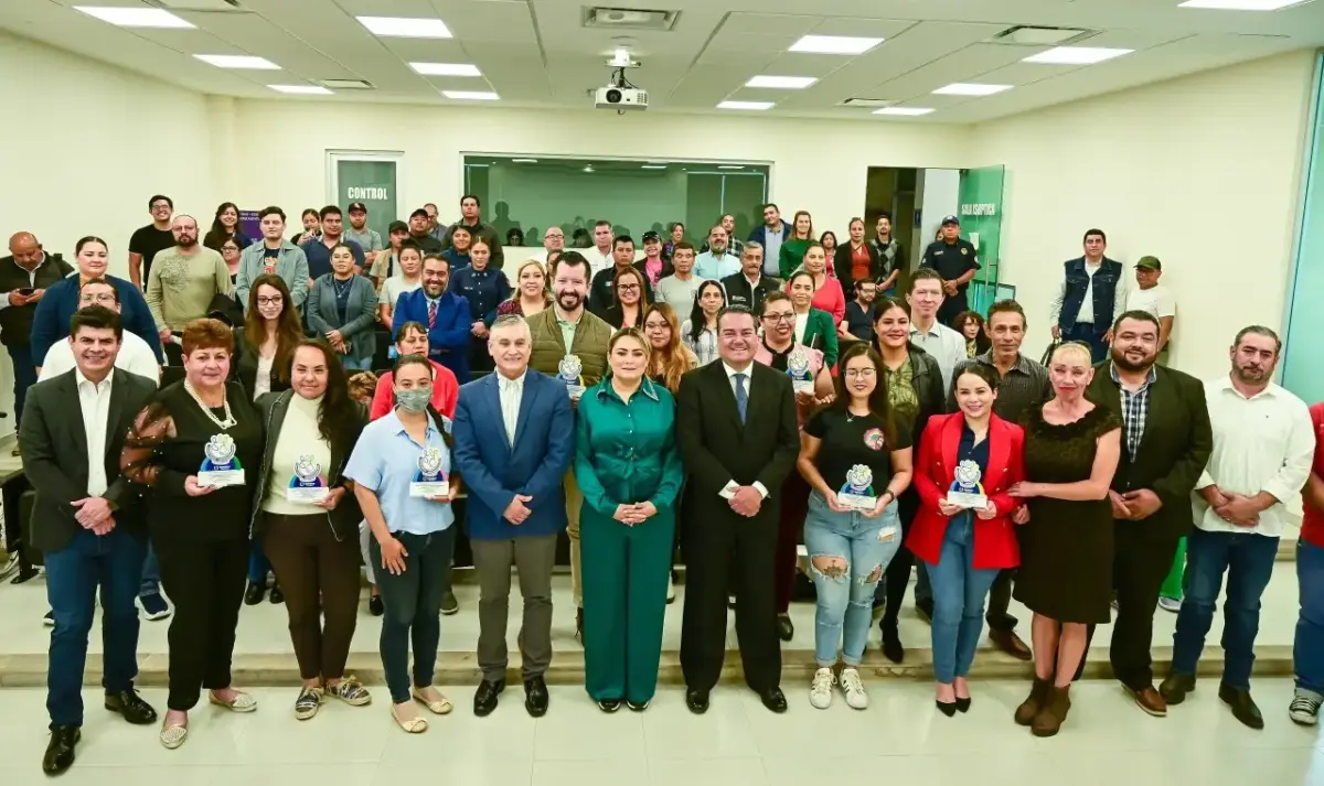 Reconocen a rescatistas de animales y asociaciones de Aguascalientes