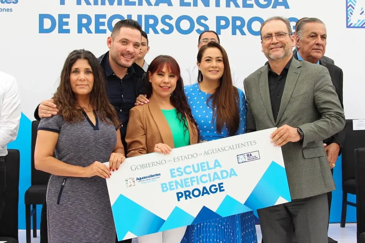 Destinan 50 mdp en apoyo a planteles educativos de Aguascalientes