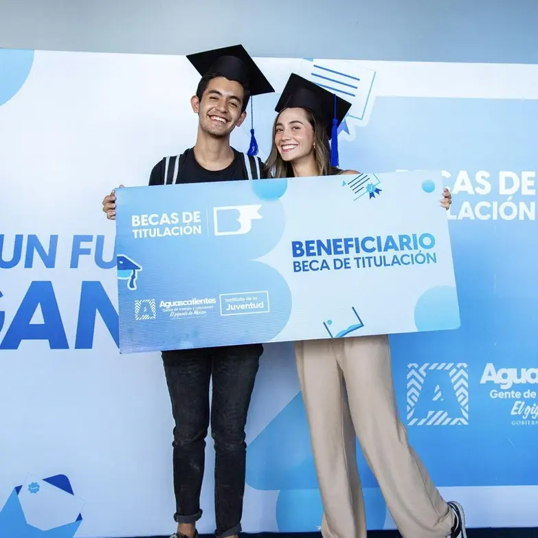 Ofrecen becas de titulación para universitarios de Aguascalientes