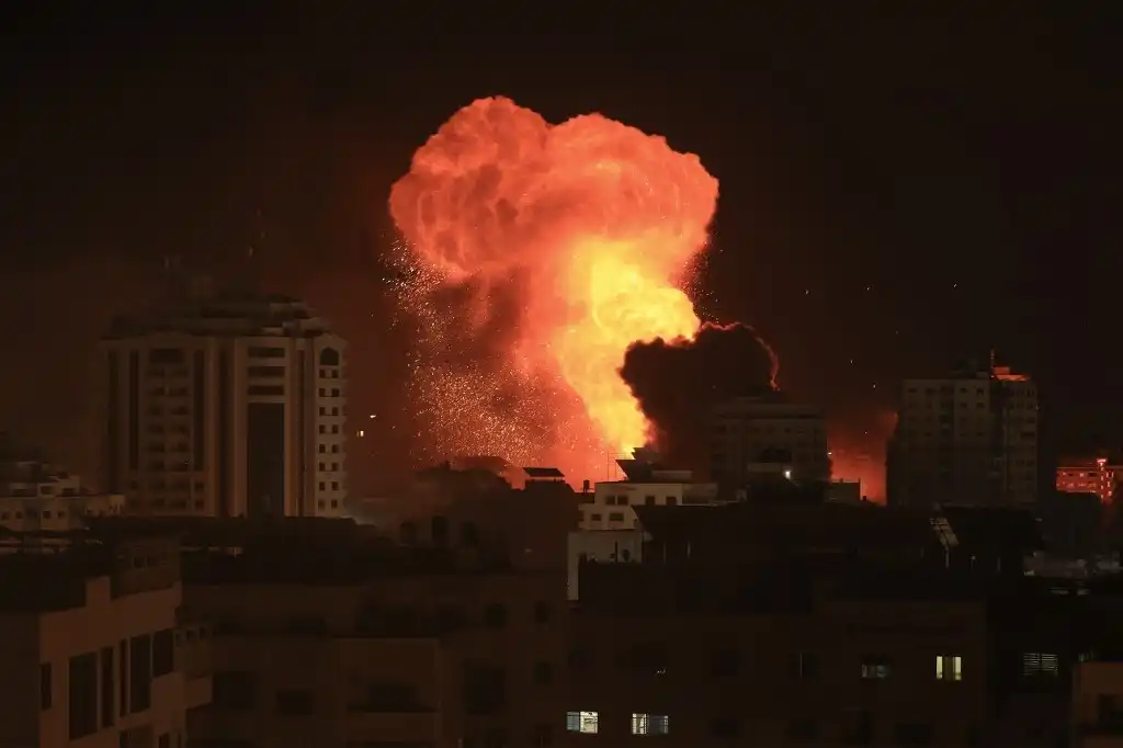 Bola fuego Gaza