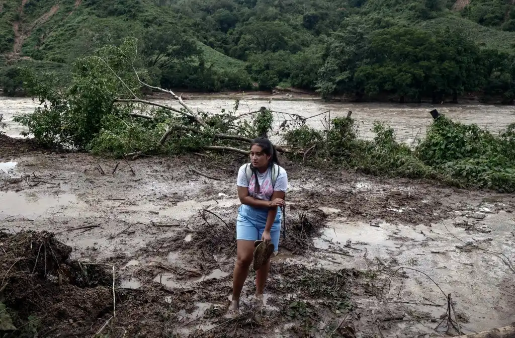 Huracán Otis muertos Acapulco