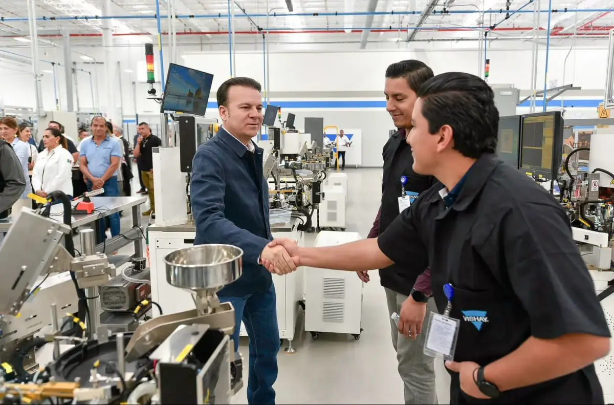 Rescata Gobierno del Estado, empleo de trabajadores afectados por cierre de la maquiladora Carhartt