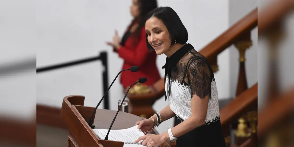 Luz Elena González