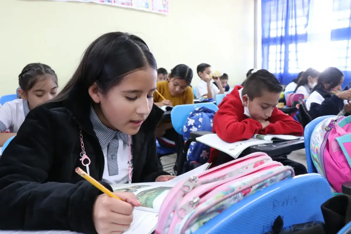 Escuelas de Aguascalientes sí recibirán libros de texto, anuncia el IEA y Gobierno del Estado