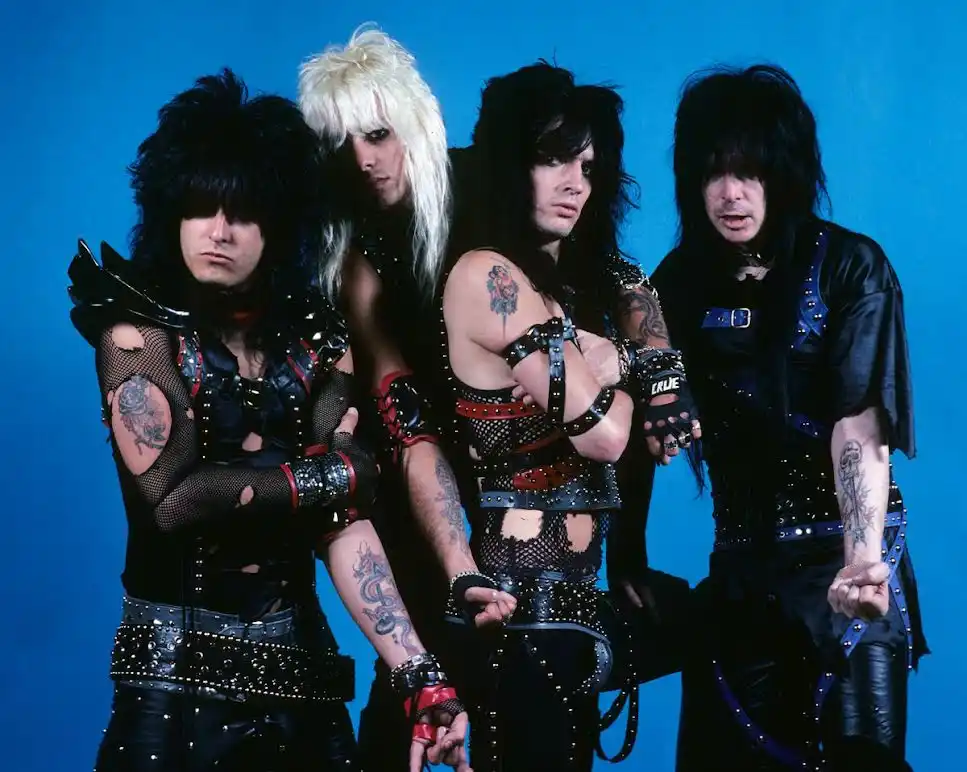 Mötley Crüe Shout