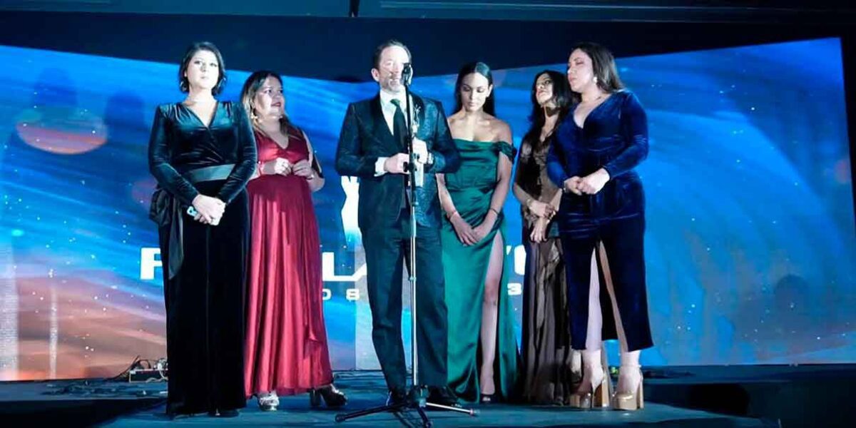 Espora de Sergio José Gutiérrez, gana Reed Latino en "Mejor firma de comunicación digital” por séptimo año consecutivo
