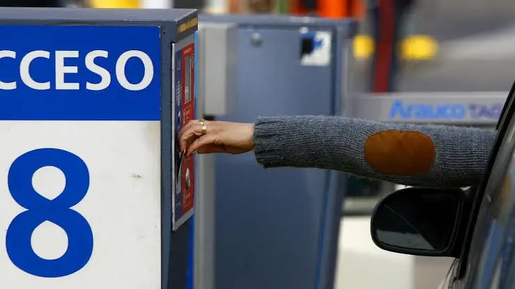 Se amparan dos plazas comerciales de Durango contra la hora gratis de estacionamiento