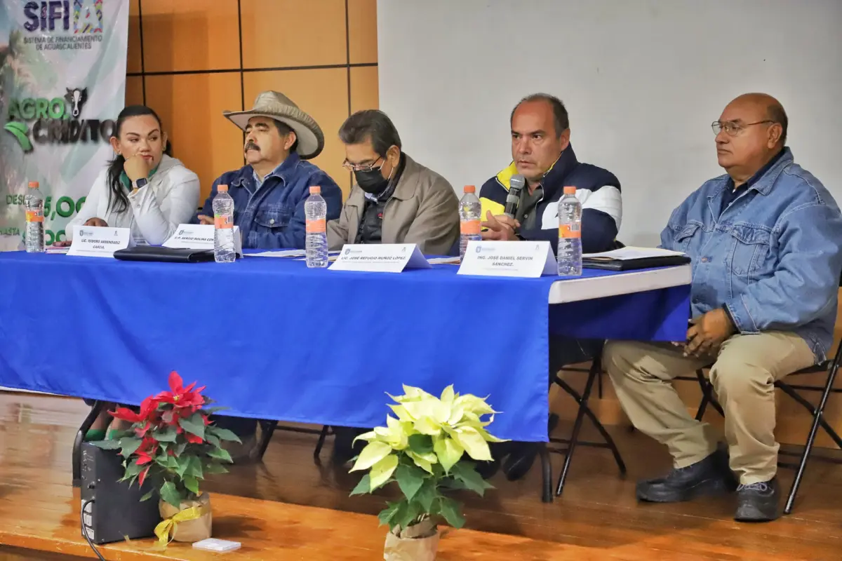 Municipio de Jesús María atiende necesidades del sector rural