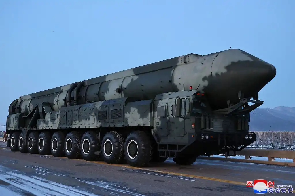 Corea del Norte pide &#8216;acelerar&#8217; los preparativos para la guerra como su programa nuclear