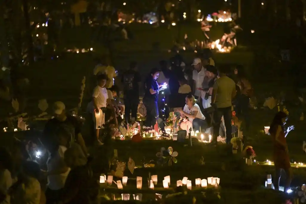 El Día de las Velas Pequeñas