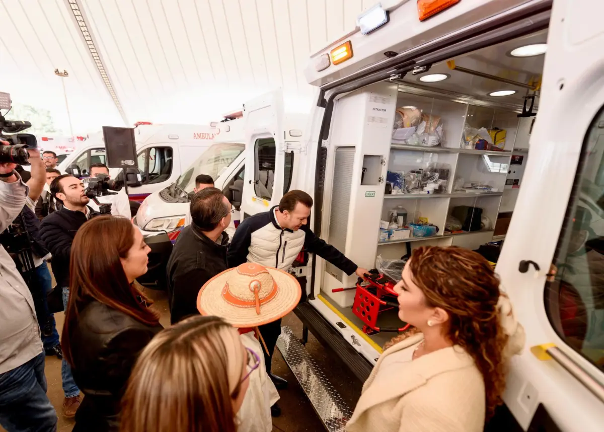 Entrega Gobierno de Durango ambulancias de cuidados intensivos, todo terreno y equipadas para salvar vidas