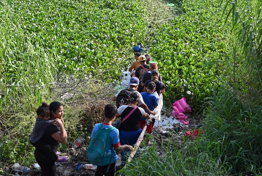 EUA embarga bienes y cuentas de Malas Mañas por traficar con migrantes y droga