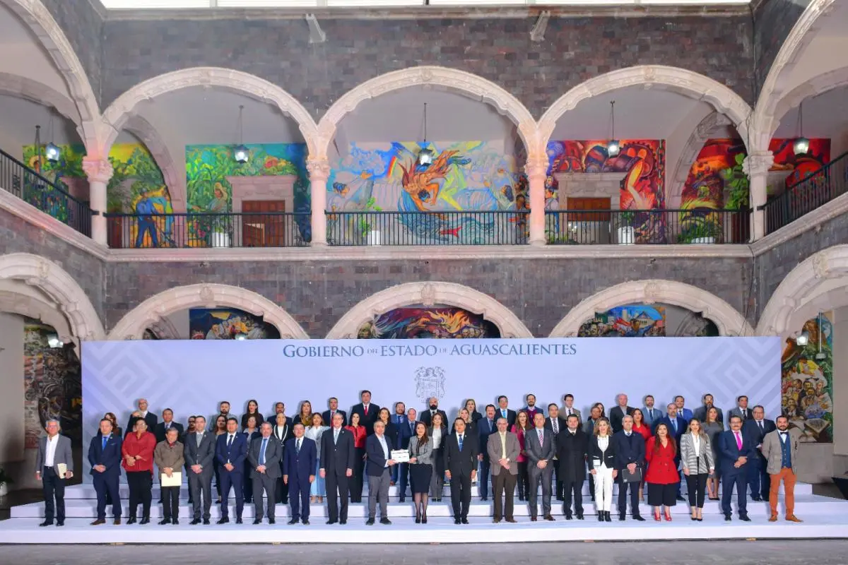 Gabinete estatal.