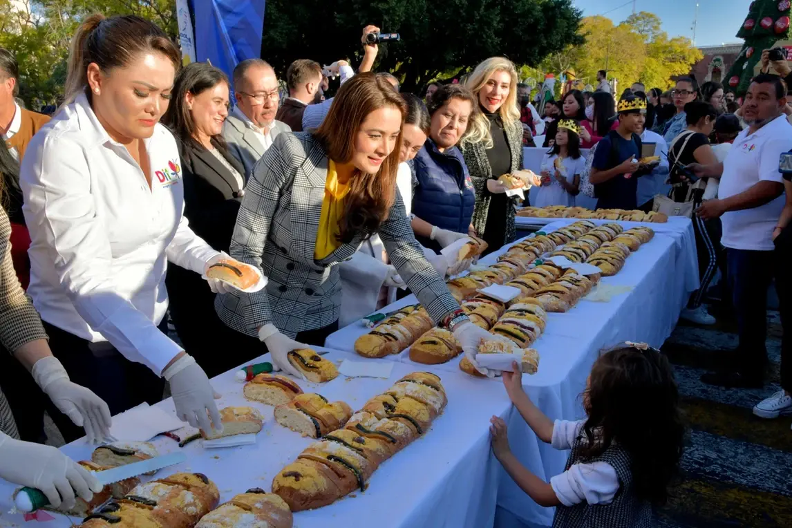 Tere Jiménez invita a aguascalentenses a disfrutar de la Gigante Rosca de Reyes