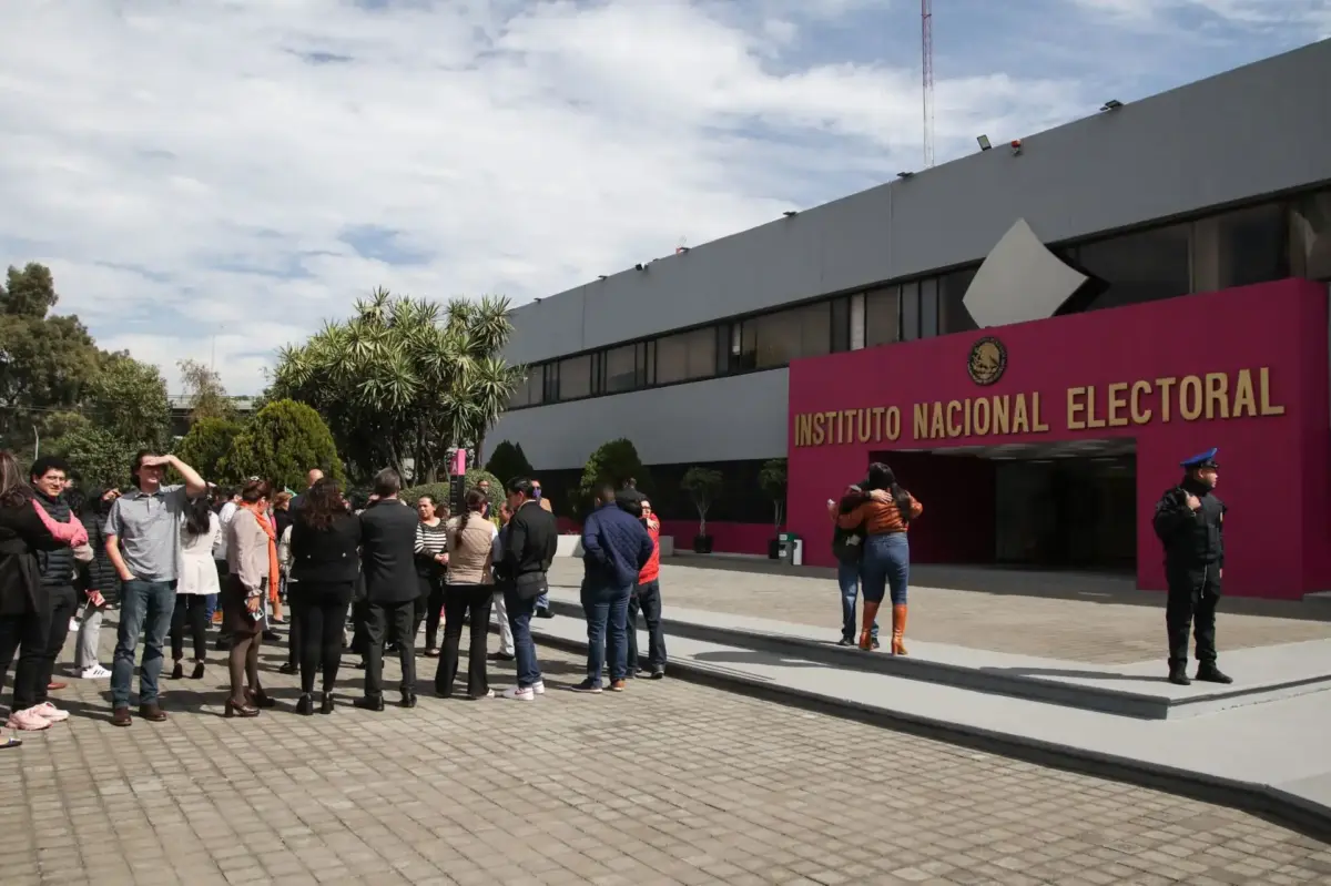 Debates presidenciales INE