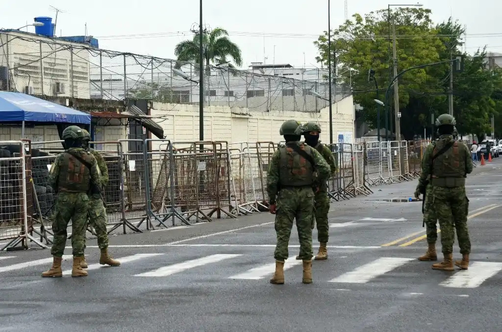Ecuador militares