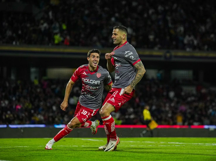 Necaxa empata de visita con Pumas y mantiene el invicto