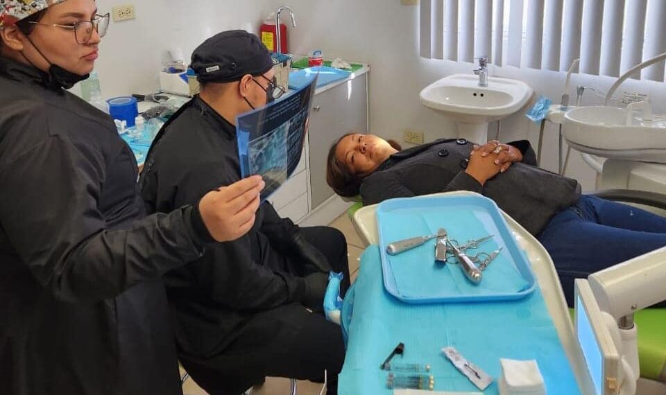 Servicios dentales gratuitos