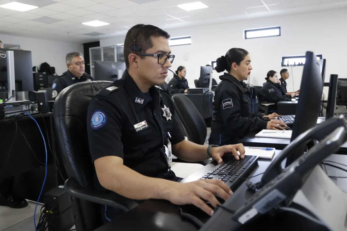 Policía Cibernética.