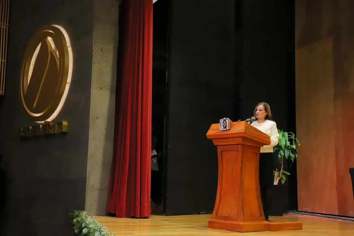 Rinde Yesenia Pinzón su primer informe como rectora de la UAA