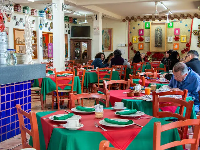 Por incrementos en insumos y salario mínimo, menús suben precios entre 15 y 20 por ciento